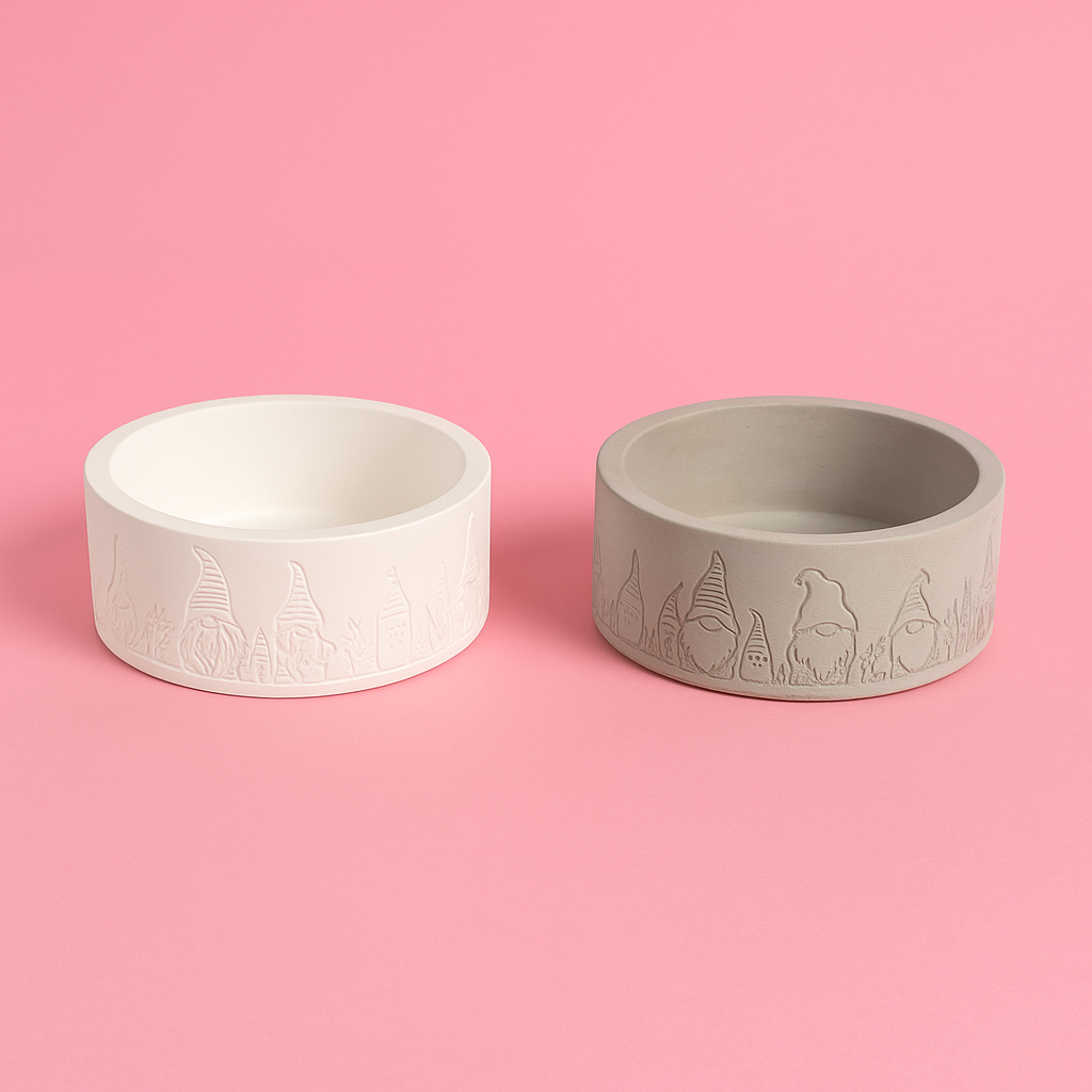 Silicone mold, bowl with elf border.