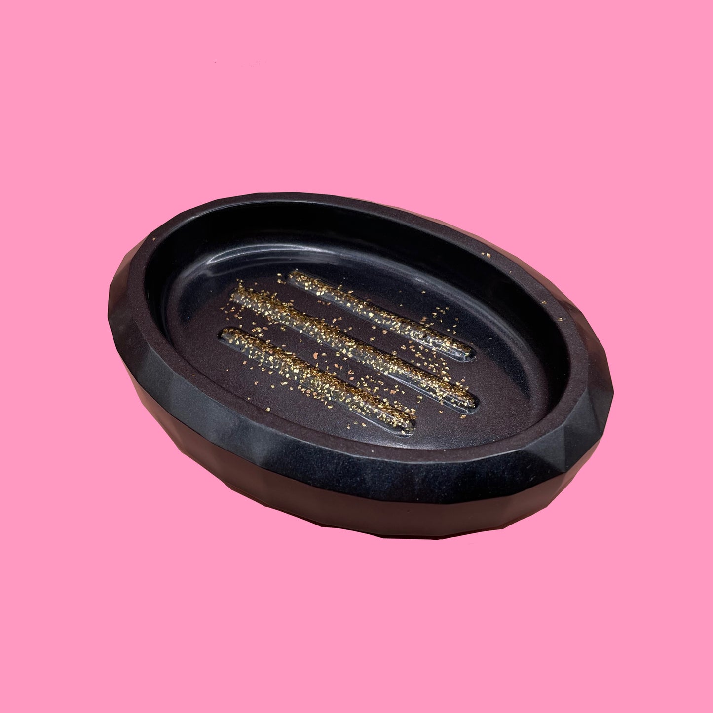 Black soap dish