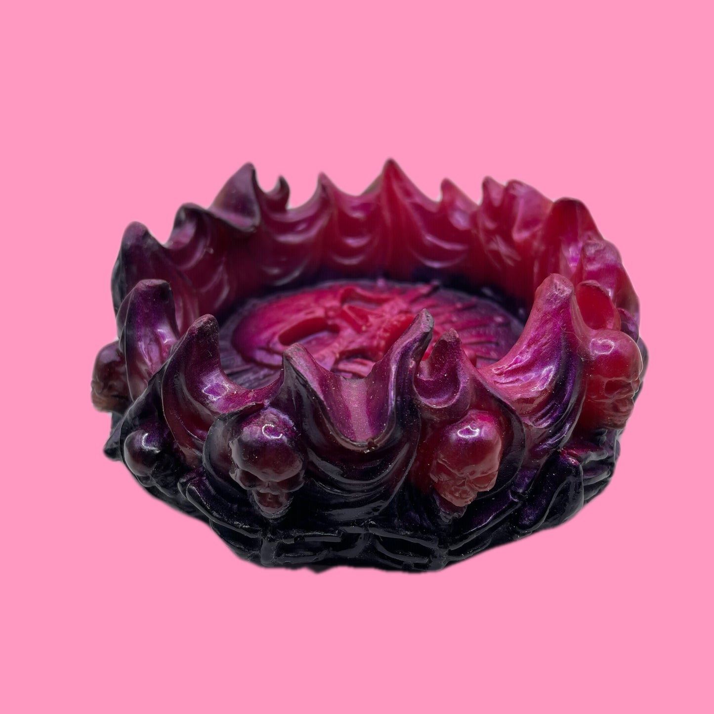 Skull ashtray, black/pink