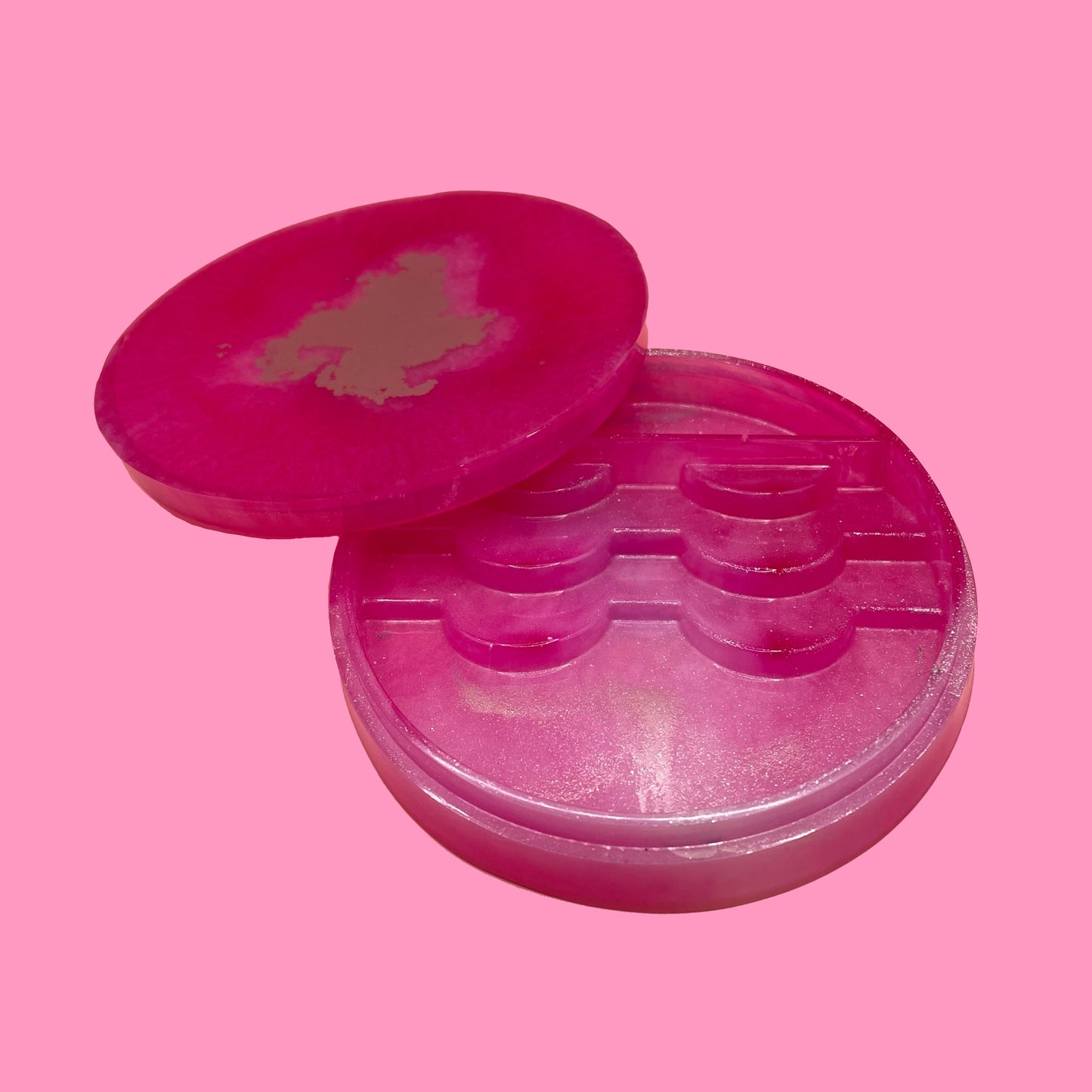 Pink eyelash box