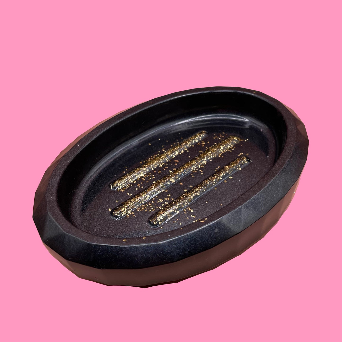 Black soap dish