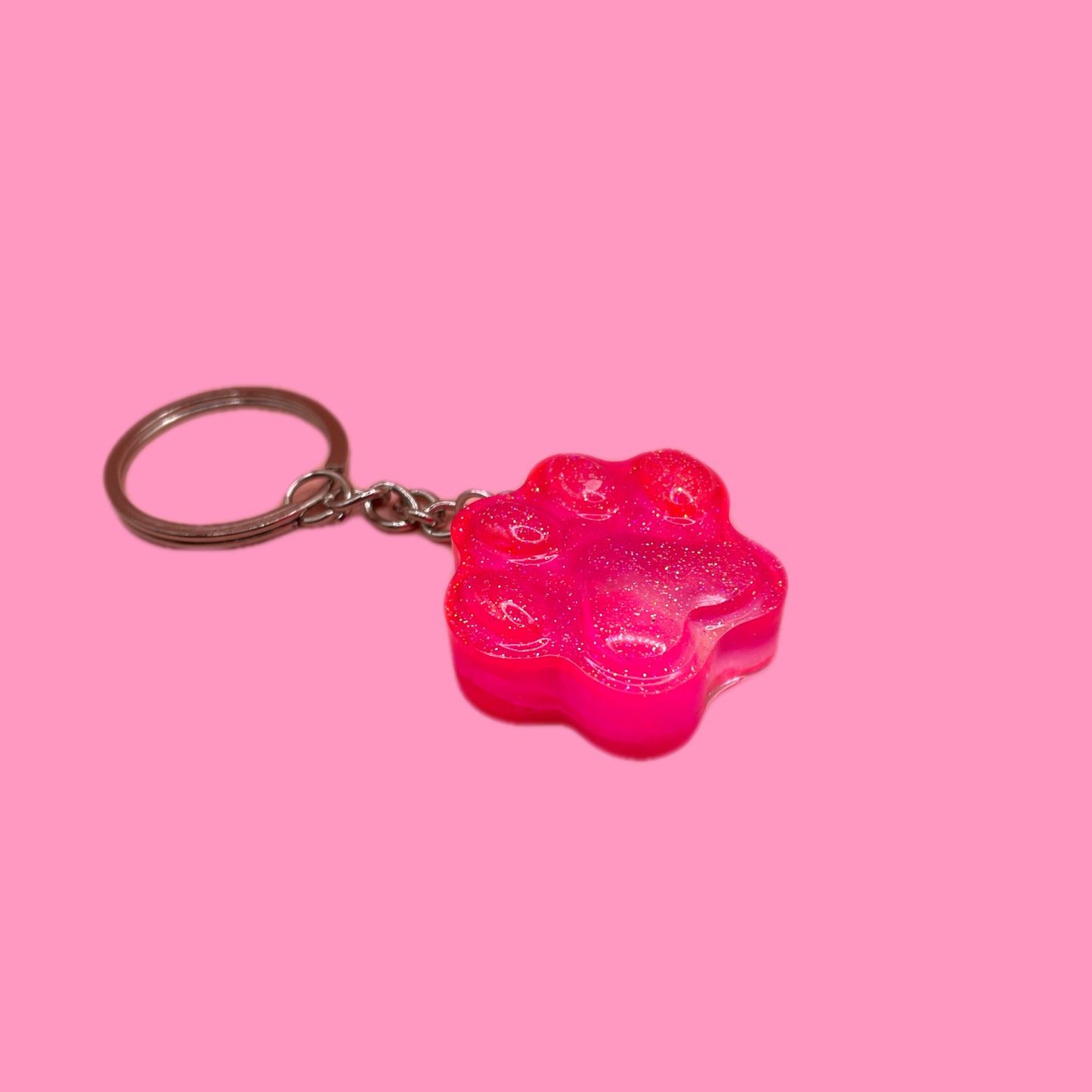 Fuchsia paw